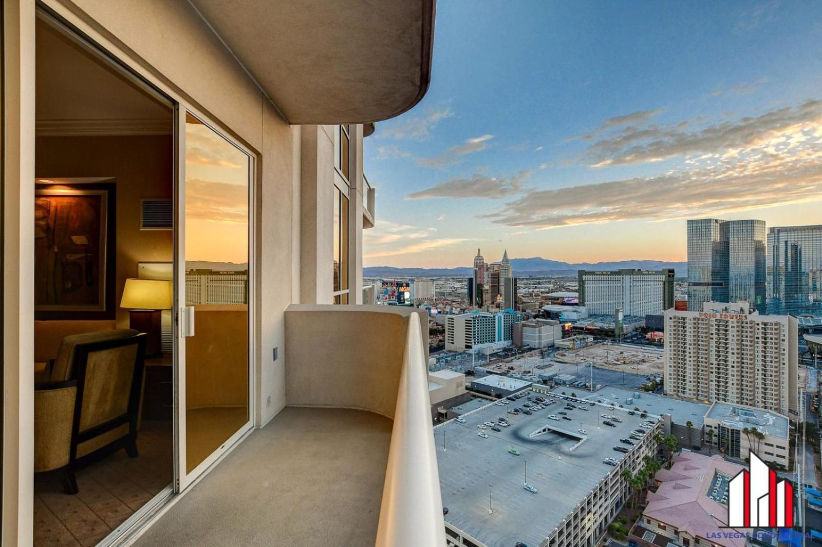 Mgm Signature-30-705 F1 Track & Strip View Balcony 拉斯维加斯 外观 照片