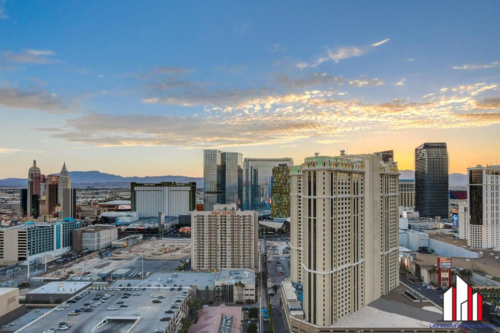 Mgm Signature-30-705 F1 Track & Strip View Balcony 拉斯维加斯 外观 照片